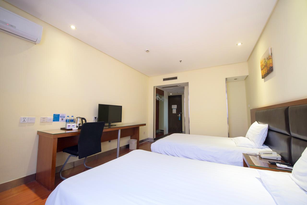 Hanting Express Shanghai Lujiazui Minsheng Road المظهر الخارجي الصورة