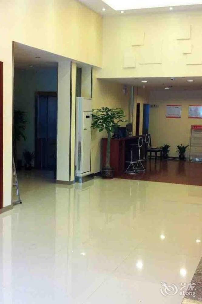 Hanting Express Shanghai Lujiazui Minsheng Road المظهر الخارجي الصورة